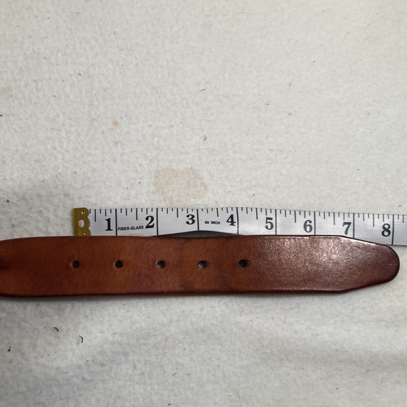 Vintage Women’s Tooled Brown Cut Out & Twisted Leather Belt With Brass Accents main image 4